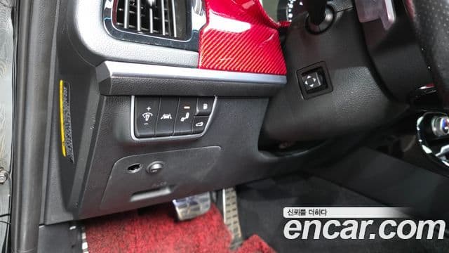 Kia Stinger 2018 — Şəkil 4/36