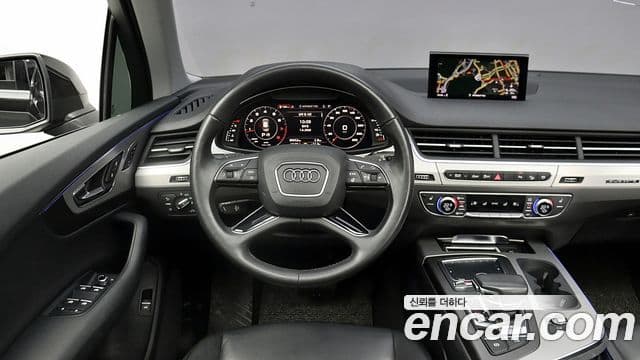 Audi Q7 2019 — Фото 15/20