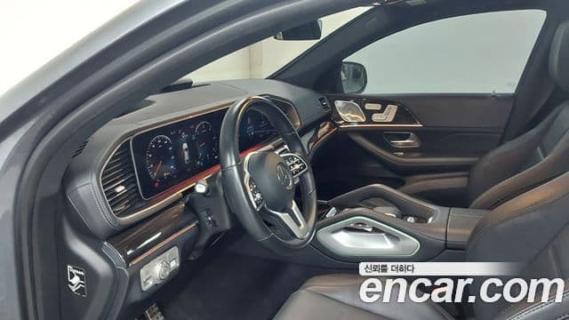 Mercedes-Benz GLE-Class 2022 — ფოტო 13/17