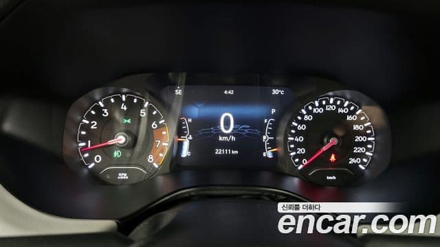 Jeep Compass 2022 — Фото 8/20