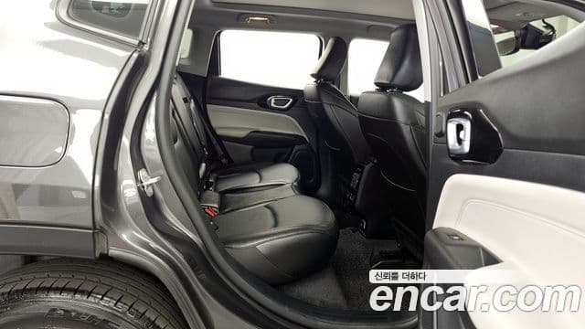 Jeep Compass 2022 — Фото 12/20