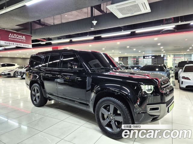 Land Rover Defender 2025 — ფოტო 2/20