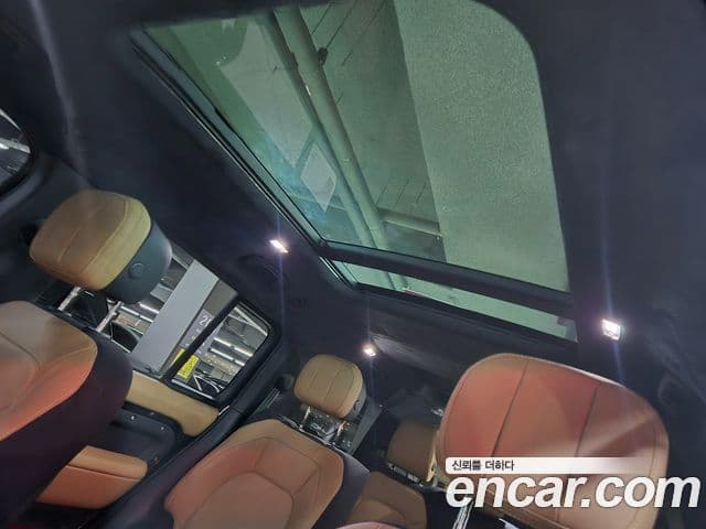 Land Rover Defender 2025 — ფოტო 19/20