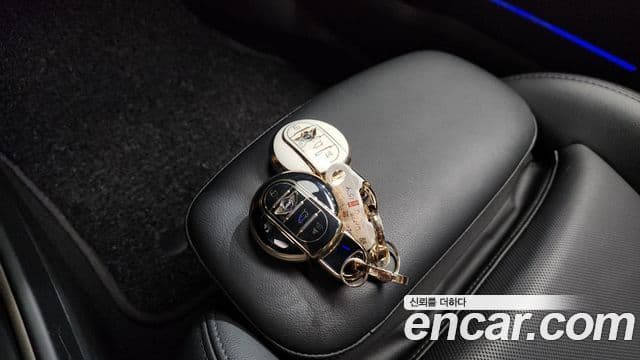 Mini Cooper S Countryman 2020 — ფოტო 15/20