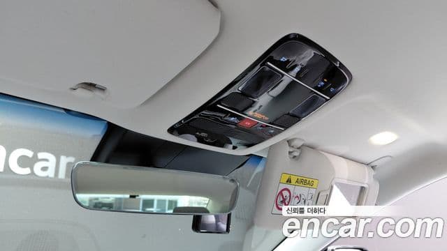 Hyundai Grandeur Hybrid 2023 — Photo 5/34