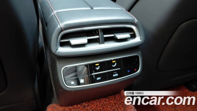 Genesis G80 2023 — Photo 22/38