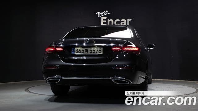 Mercedes-Benz E-Class 2021 — Şəkil 4/20