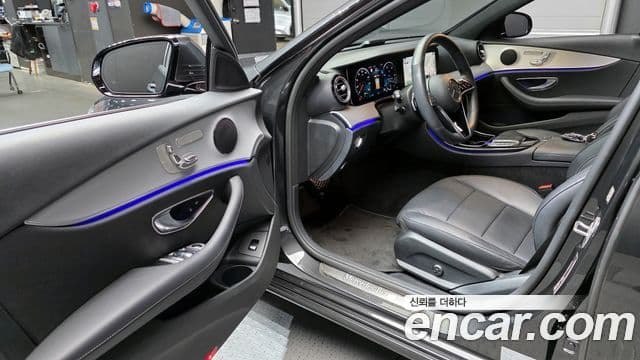 Mercedes-Benz E-Class 2021 — Şəkil 10/20