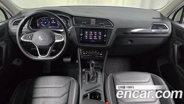 Volkswagen Tiguan 2021 — Şəkil 7/20
