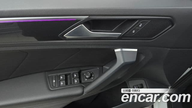 Volkswagen Tiguan 2021 — Şəkil 18/20