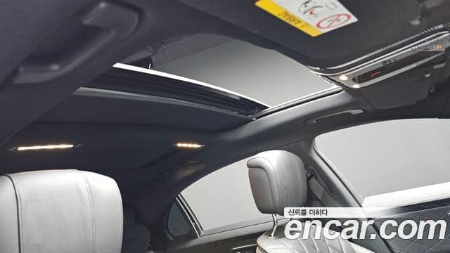 Mercedes-Benz S-Class 2025 — ფოტო 19/20