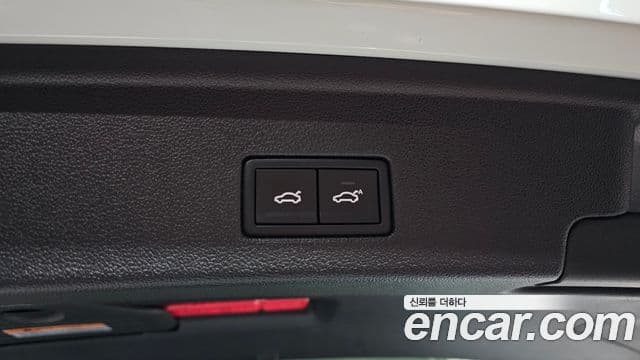 Volkswagen Touareg 2024 — Photo 26/38