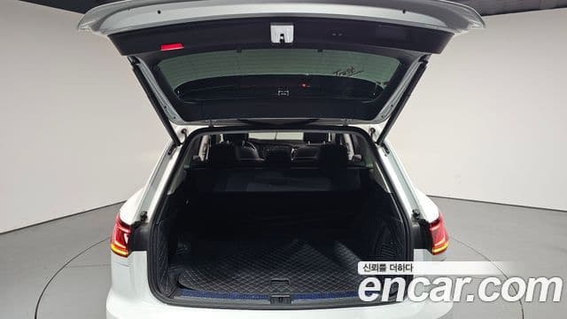 Volkswagen Touareg 2024 — Photo 27/38