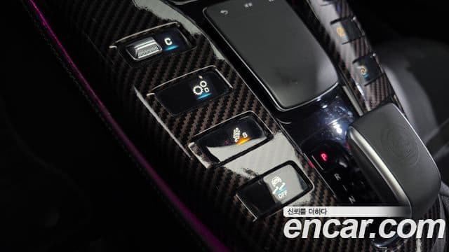 Mercedes-Benz AMG GT 2021 — Şəkil 9/20