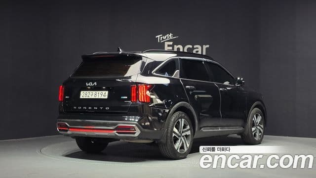 Kia Sorento 2021 — Фото 2/20