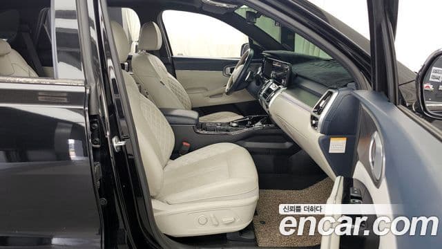 Kia Sorento 2021 — Фото 11/20
