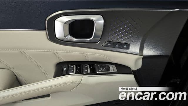 Kia Sorento 2021 — ფოტო 21/35