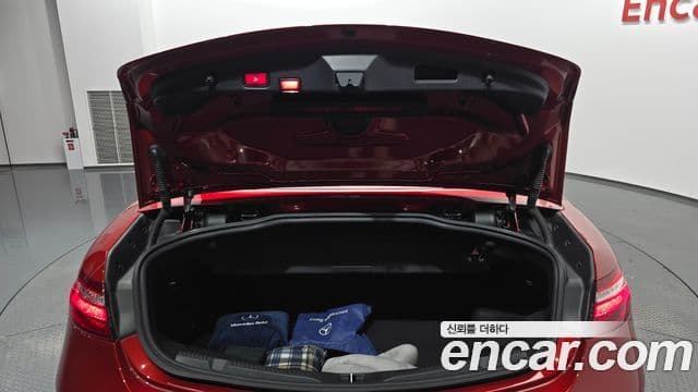 Mercedes-Benz E-Class 2018 — Şəkil 20/20