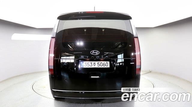 Hyundai Staria 2021 — Şəkil 3/20