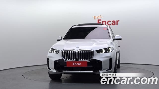 BMW X5 2025 — Photo 2/35