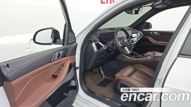 BMW X5 2025 — Photo 26/35