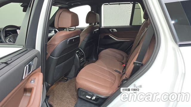 BMW X5 2025 — Photo 33/35
