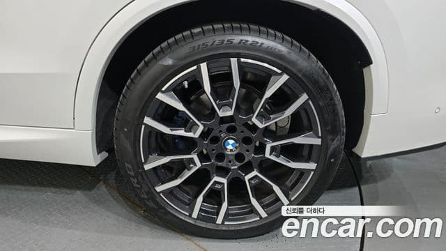 BMW X5 2025 — Photo 27/35