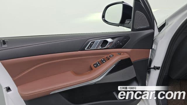 BMW X5 2025 — Photo 11/35
