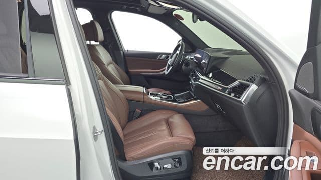 BMW X5 2025 — Photo 23/35