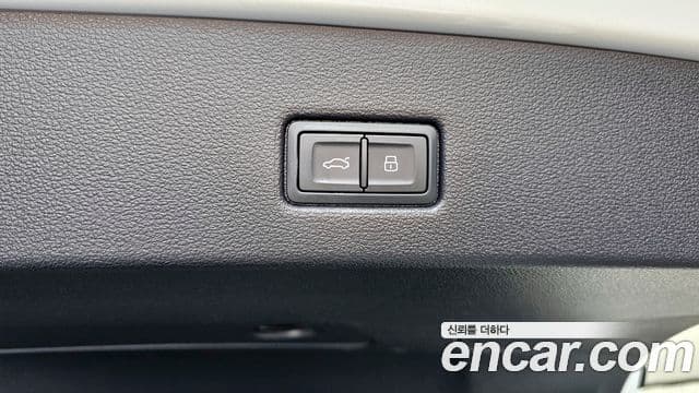 Audi A7 2023 — Photo 19/34