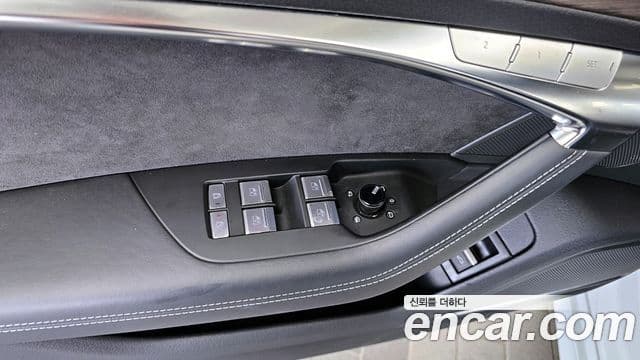 Audi A7 2023 — Photo 9/34