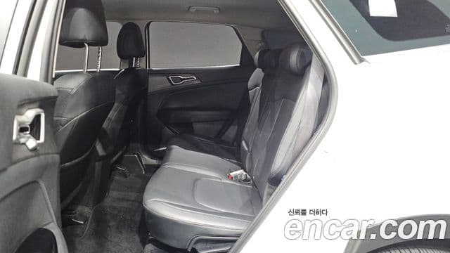 Kia Sportage 2023 — Photo 18/30