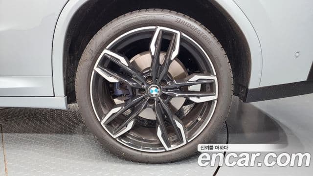 BMW X4 2025 — Photo 5/37