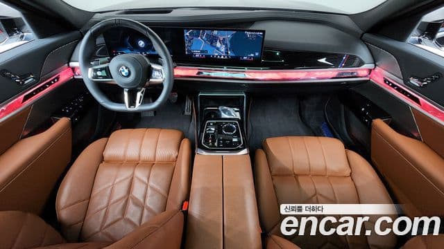 BMW 7 Series 2025 — Фото 7/20