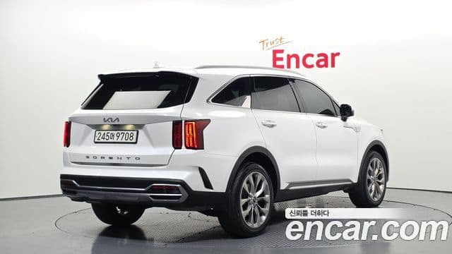 Kia Sorento 2022 — Фото 2/20
