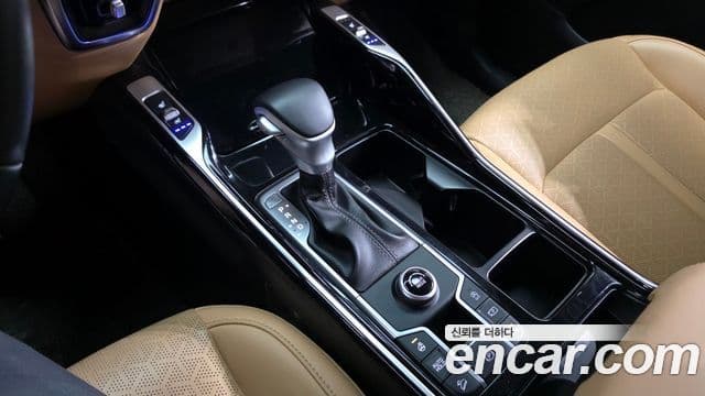 Kia Sorento 2022 — Фото 9/20