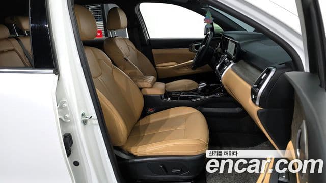 Kia Sorento 2022 — Фото 11/20