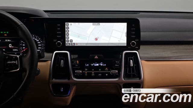 Kia Sorento 2022 — Фото 14/20