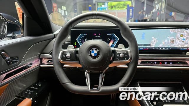 BMW 7 Series 2025 — Фото 13/20