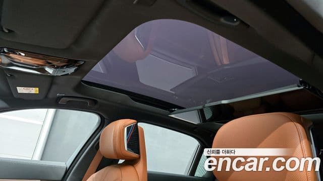 BMW 7 Series 2025 — Photo 20/30