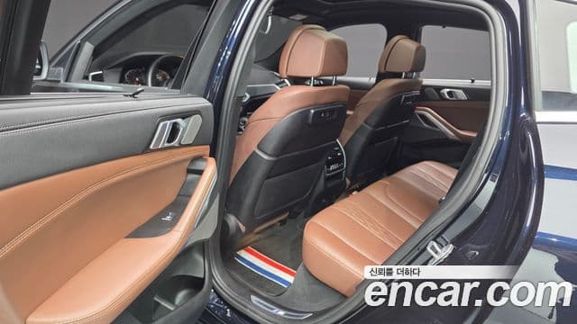 BMW X6 2023 — Фото 12/20