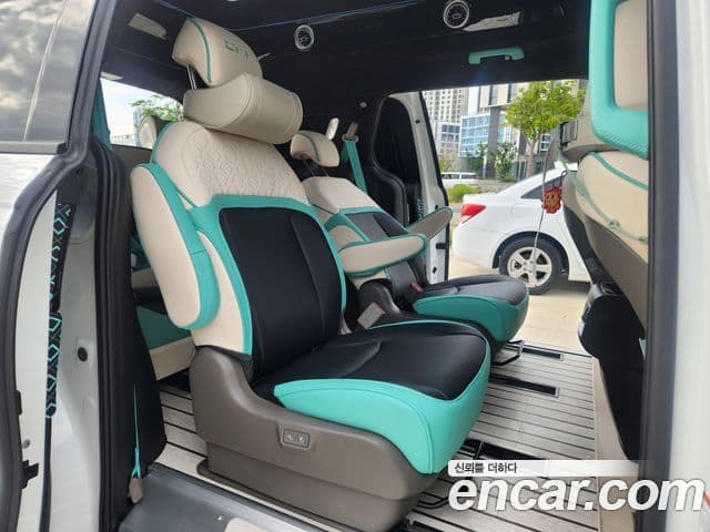 Kia Carnival 2025 — Фото 9/16