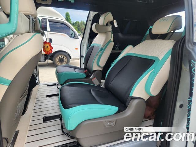 Kia Carnival 2025 — Фото 11/16