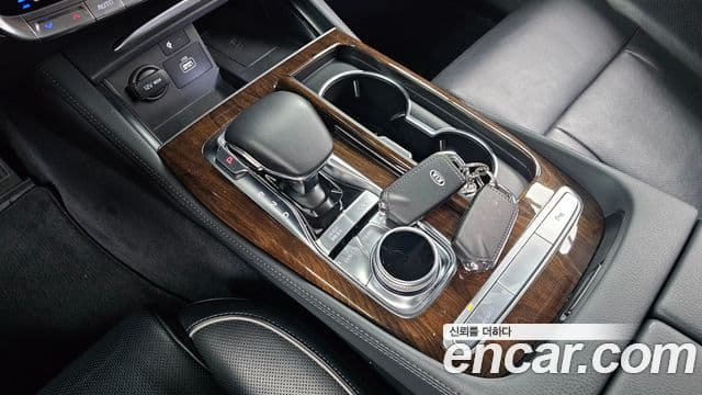 Kia The K9 2019 — Şəkil 8/20