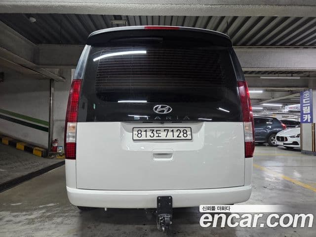 Hyundai Staria 2023 — Şəkil 3/20