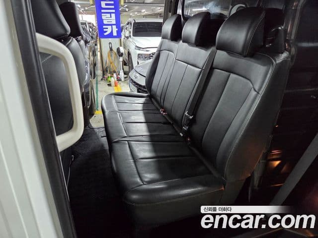 Hyundai Staria 2023 — Şəkil 14/20
