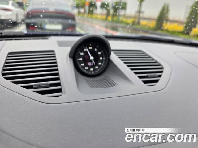 Porsche 911 2024 — Şəkil 6/19