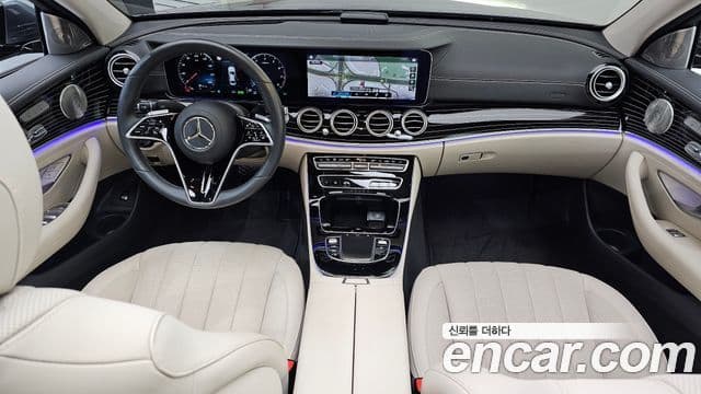 Mercedes-Benz E-Class 2022 — Фото 7/20