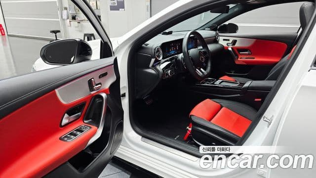 Mercedes-Benz A-Class 2025 — Şəkil 10/20
