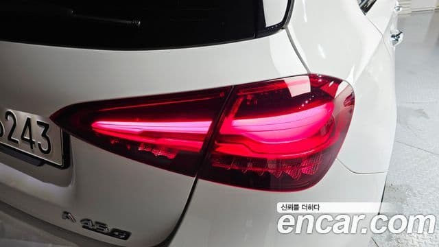 Mercedes-Benz A-Class 2025 — ფოტო 12/31